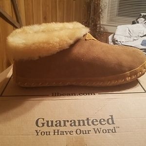 LL Bean slippers